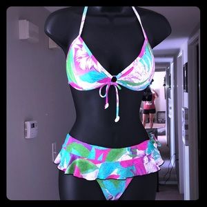 NWOT colorful Bikini 👙